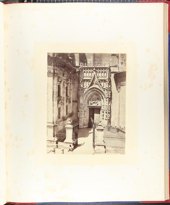 (Puerta de la catedral. Sevilla) (Cathedral door. Seville)