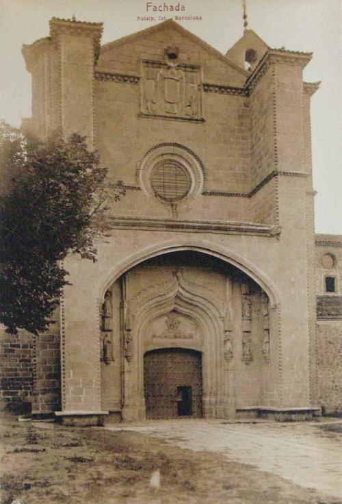 Ávila. Convento de Santo Tomás. Fundado en 1482. Fachada