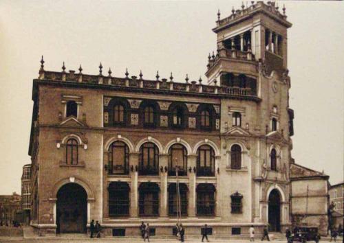 Valladolid. Correos y Telégrafos