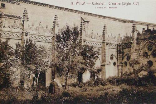 Ávila. Catedral. Claustro (Siglo XIV)