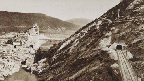 Caminos de Hierro del Norte de España. Pantano de la Peña. Línea de Huesca a la frontera (Canfranc)