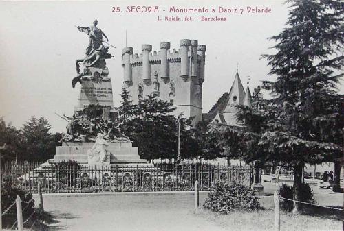 Segovia. Monumento a Daoiz y Velarde