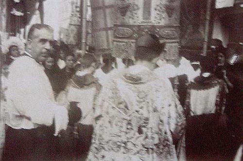 (Procesión religiosa)