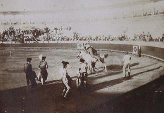 (En la plaza de Toros de Écija)