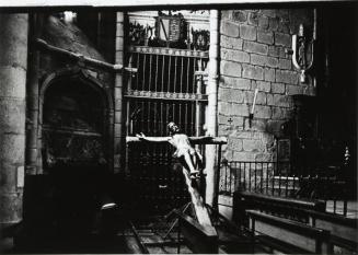 Cristo en el interior de una iglesia