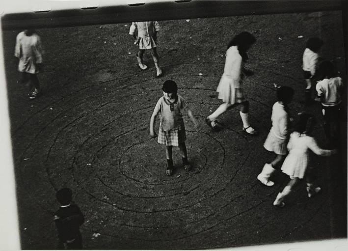 Niñas jugando. UVA Fuencarral