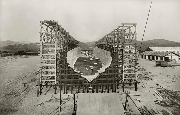 Construcción del Mirotres, primer barco de cemento armado fabricado en España. Astilleros de Malgrat del Mar