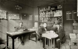 Stand de una fábrica de cordeles en la I Feria Oficial de Muestras de Barcelona