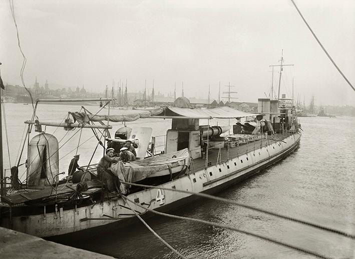 Crucero Internacional del Mediterráneo. Puerto de Barcelona