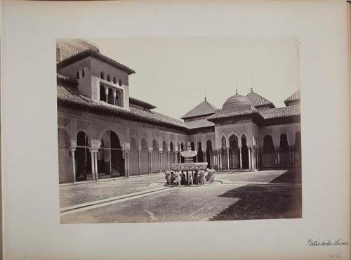 Patio de los Leones