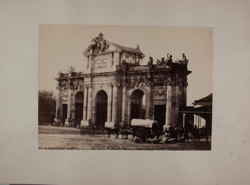 Madrid. Puerta de Alcalá