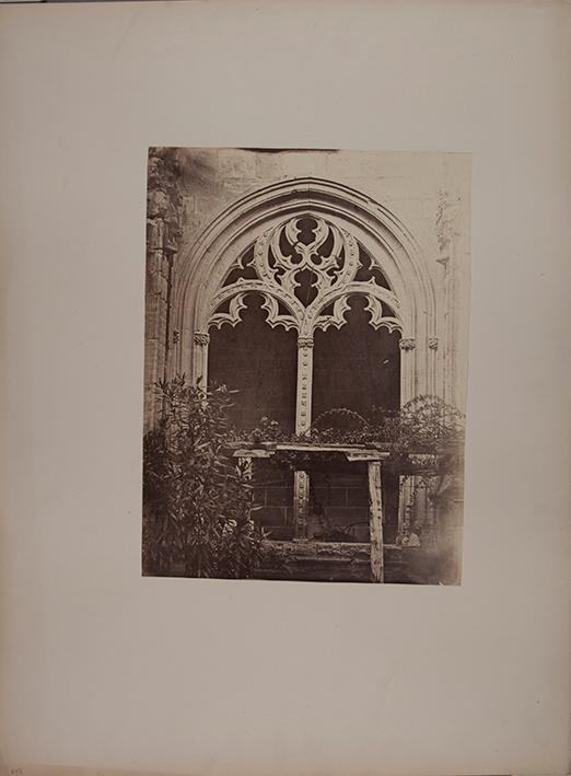 Toledo. Iglesia de San Juan de los Reyes, ventana del claustro