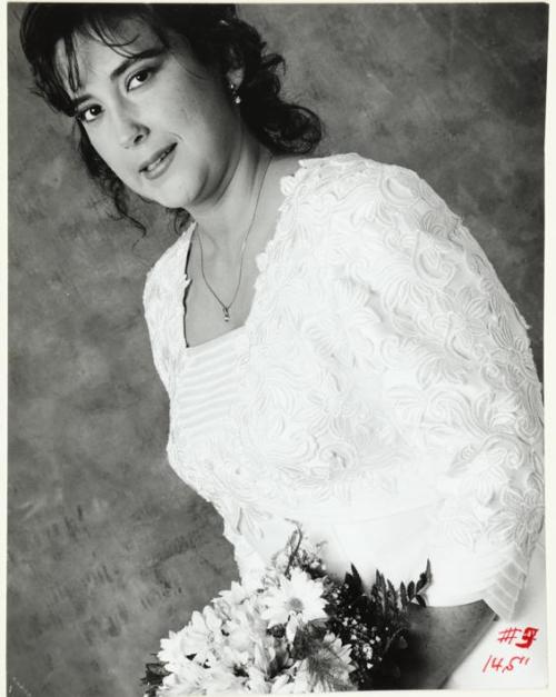 Retrato de mujer vestida de novia