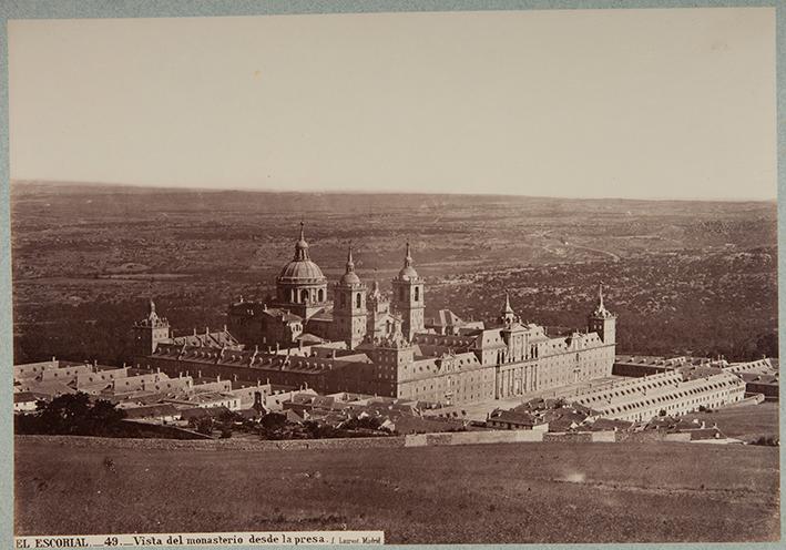 El Escorial. Vista del monasterio desde la presa