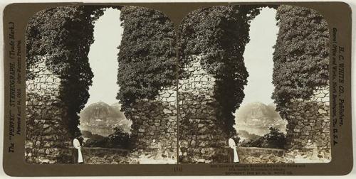 Looking through Roloand´s Arch to the Rhine an Drachenfels Mountain, Germany