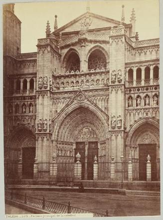 Toledo. Fachada principal de la catedral