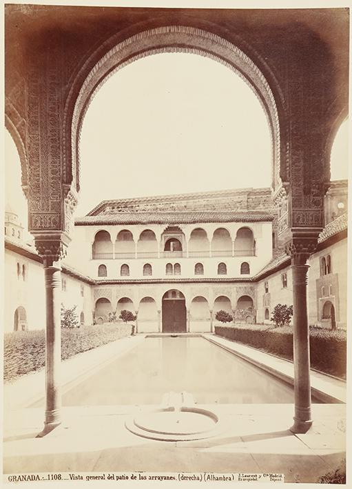 Granada. Vista general del Patio de los arrayanes (Alhambra)