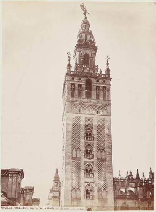 Sevilla. Parte superior de la Giralda, costado norte