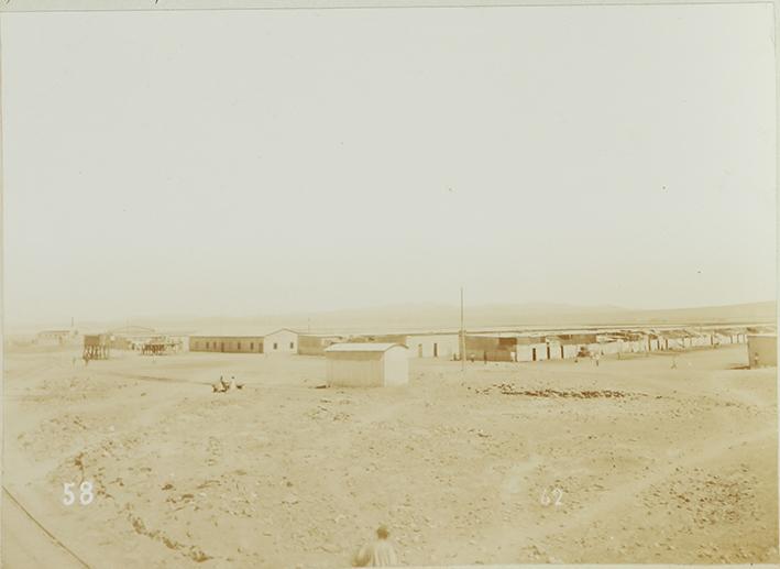 Pampa and oficina views. General view of workmen´s houses