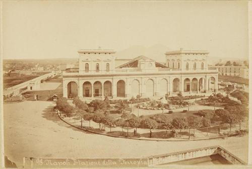 Napoli. Stazione della Ferropia