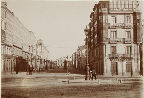 (Coruña. Plaza de Mina)