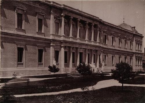 Madrid. Biblioteca y Museos Nacionales, fachada oriental