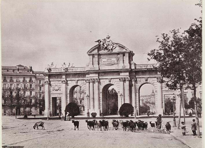 Madrid. Puerta de Alcalá