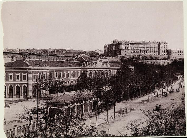 Madrid. Estación del Norte y Palacio Real