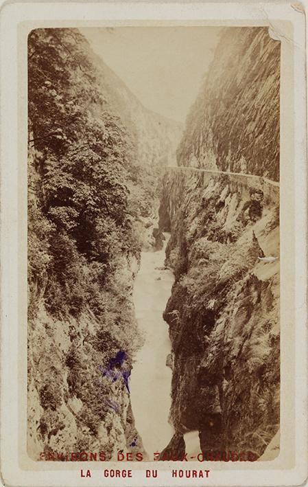 Environs des Eaux-Chaudes. La gorge du Hourat