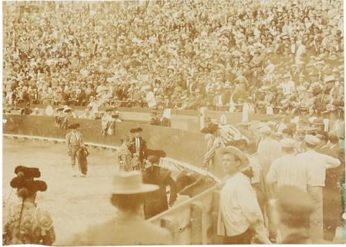 (Corrida de toros)