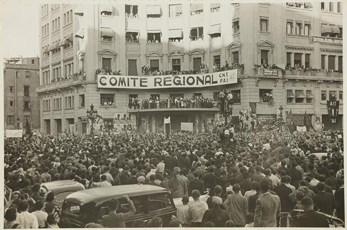 (Concentración Comité Regional CNT FAI)