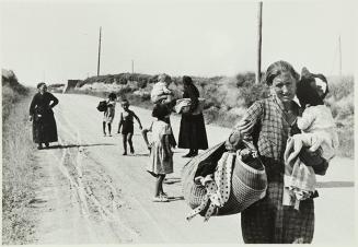 (Mujeres y niñas en el camino)