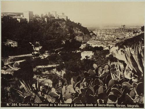 Granada. Vista general de la Alhambra y Granada desde el Sacro-Monte