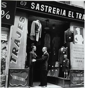 Sastrería de la calle Hospital. Barcelona. (Sastrería El Transwaal en la calle Hospital, 67. Barcelona)