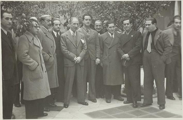 (Periodistas madrileños en visita al presidente de la Generalitat, Lluis Companys)