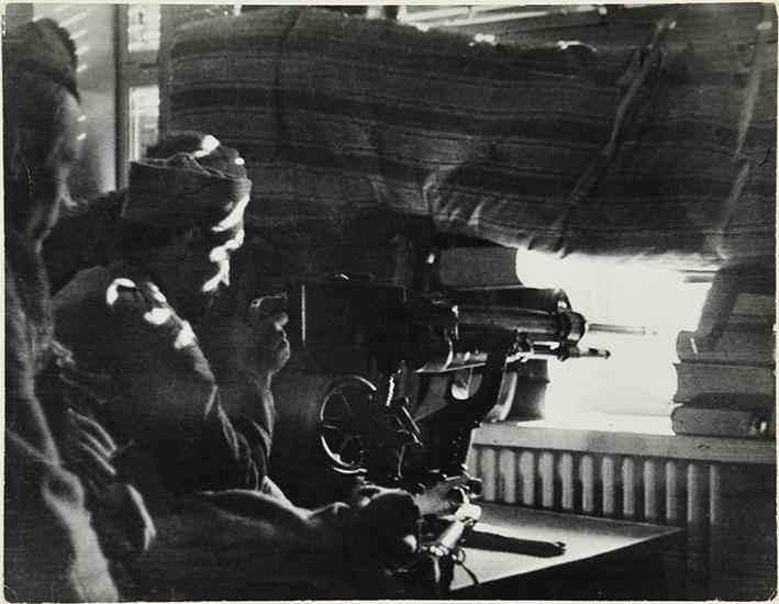 The Defense of Madrid. Loyalist soldiers defended the city from the windows of the university, the center of the defense