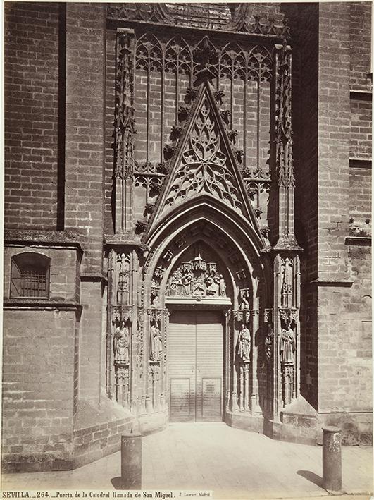 Sevilla. Puerta de la catedral llamada de San Miguel