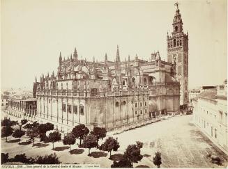 Sevilla. Vista general de la Catedral desde el Alcazar