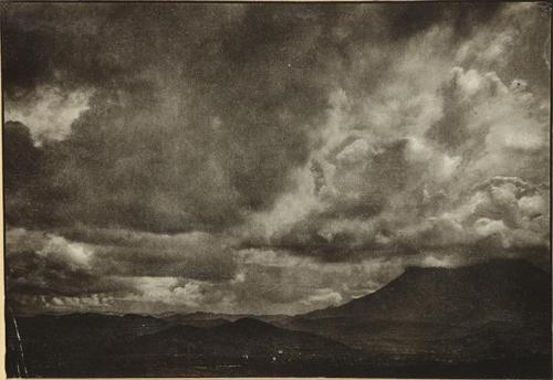 (Castilla, cerros y nubes 3?)