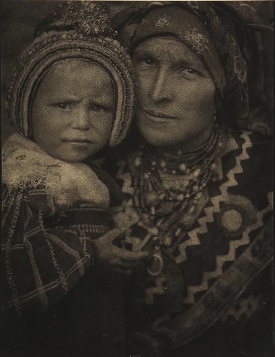 Madre y niña de Aliste